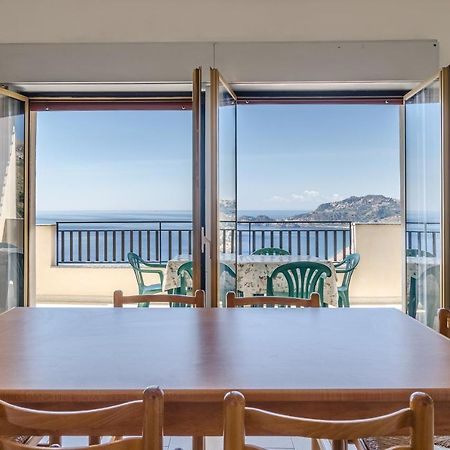 Casa Vacanze Andreana Lejlighed Letojanni Eksteriør billede