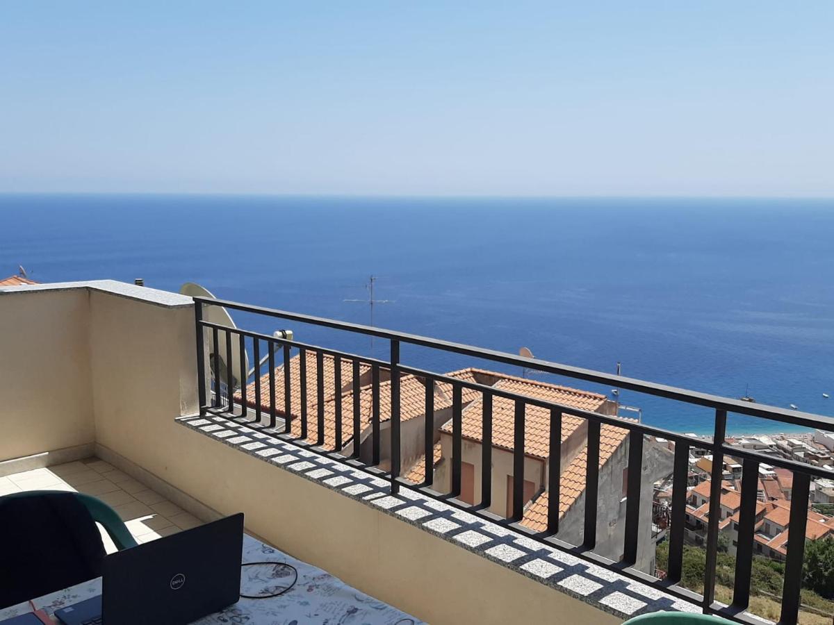 Casa Vacanze Andreana Lejlighed Letojanni Eksteriør billede