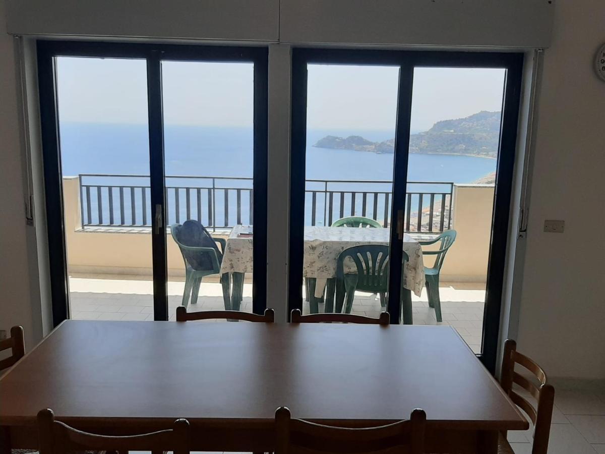 Casa Vacanze Andreana Lejlighed Letojanni Eksteriør billede